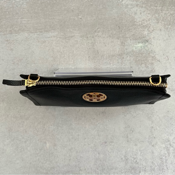 TORY BURCH Carson Pebbled Leather Zip Top Convertible Crossbody Clutch Bag Black - Picture 8 of 12